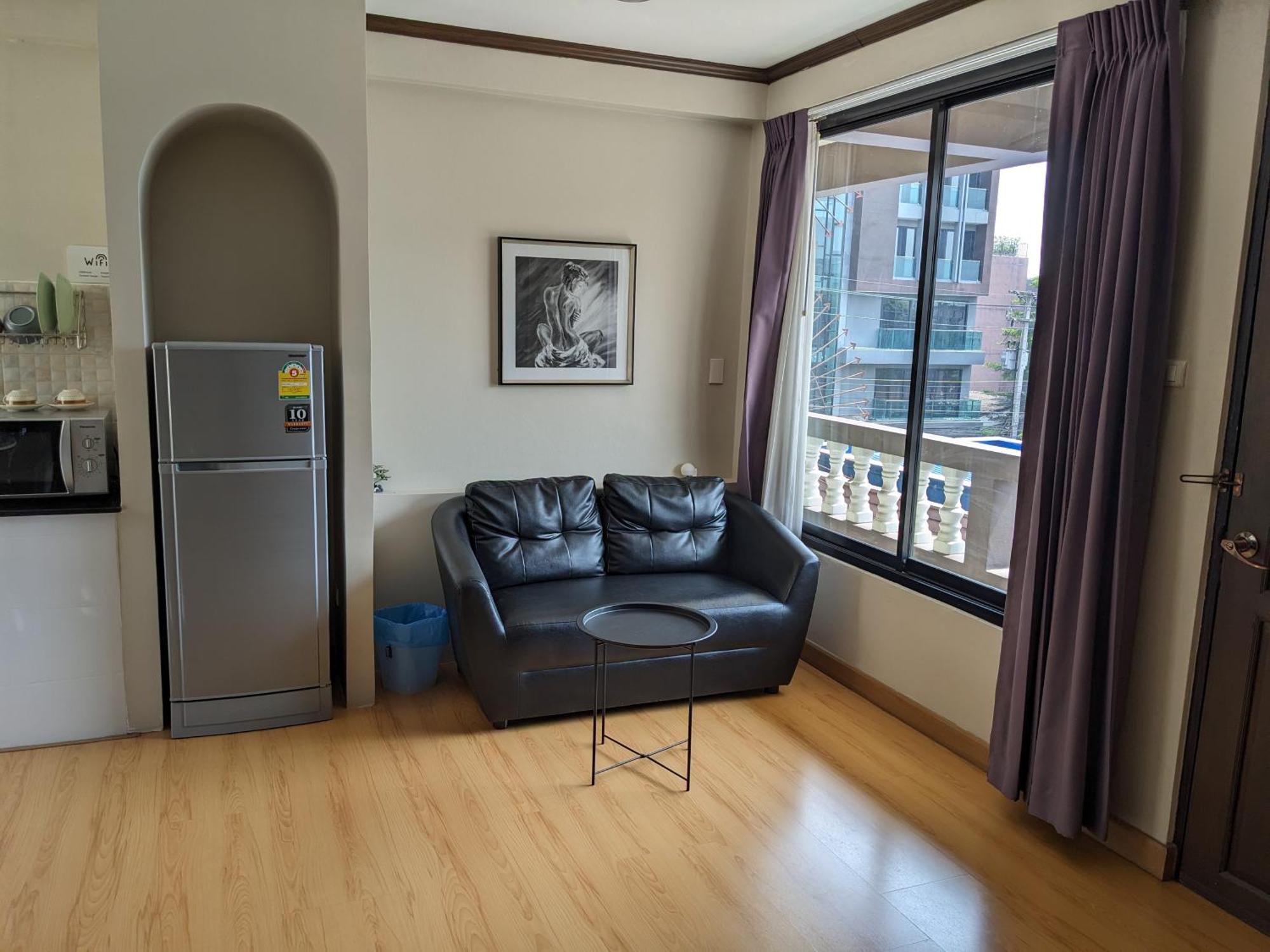 October Hostel Chiangmai شيانغ ماي المظهر الخارجي الصورة