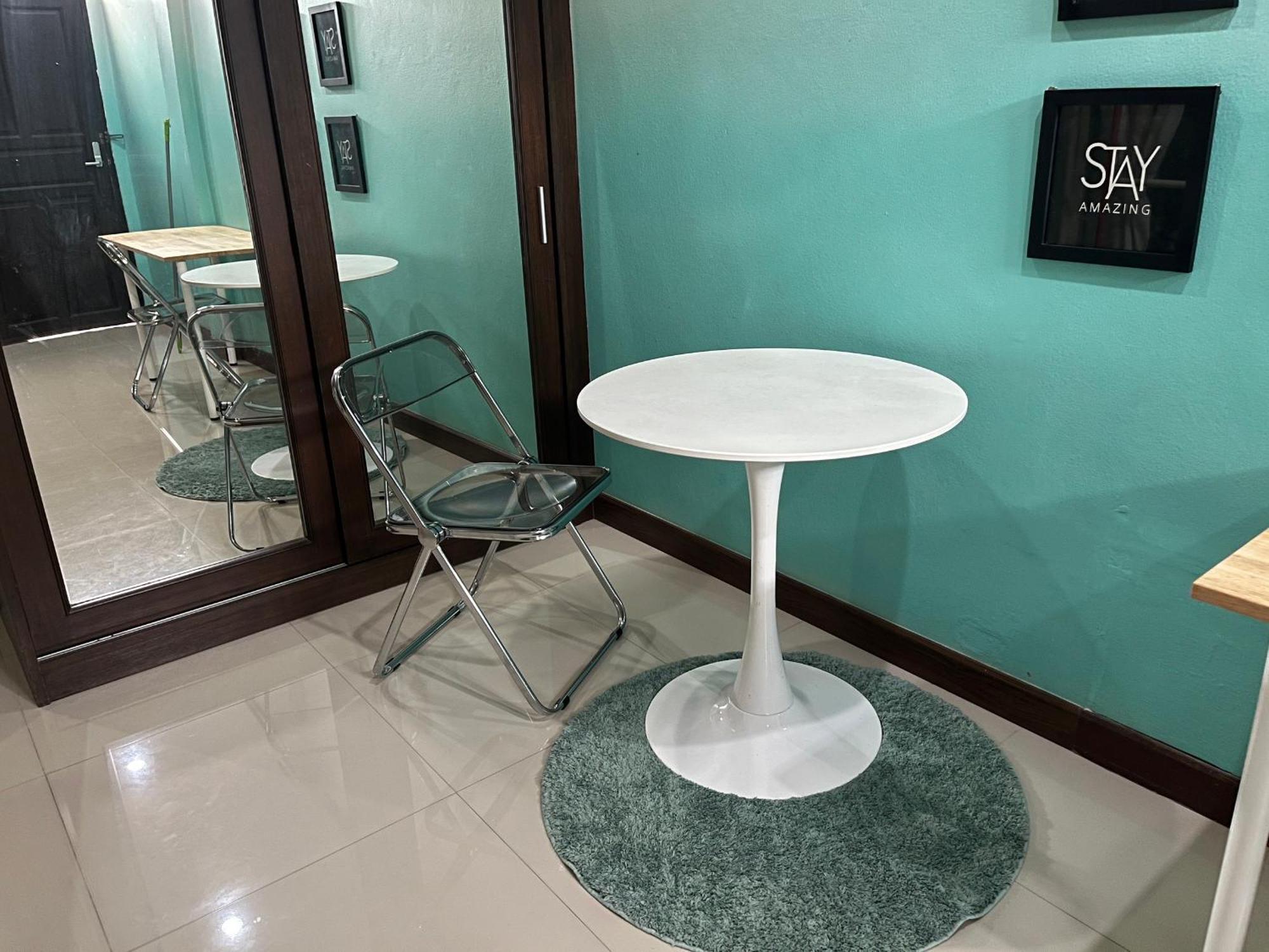 October Hostel Chiangmai شيانغ ماي المظهر الخارجي الصورة